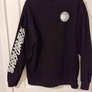 Mens black cotton "Two Fish Circle" t-shirt with a white logo, Size 2X (J-74)